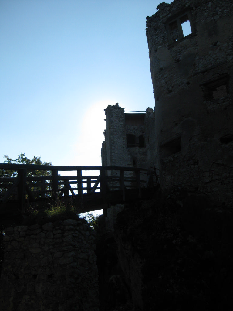 2013_09_29_Uhrovecký hrad 007